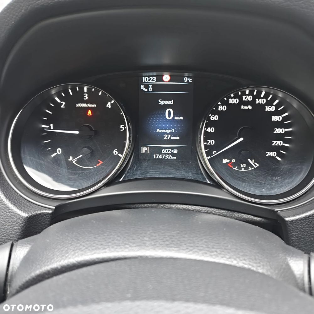 Nissan Qashqai - 17