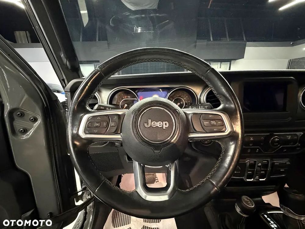 Jeep Wrangler Unlimited 3.6 Automatik Sahara - 8