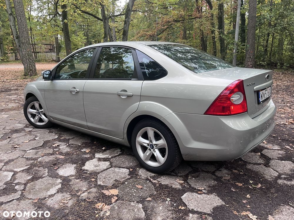 Ford Focus - 13