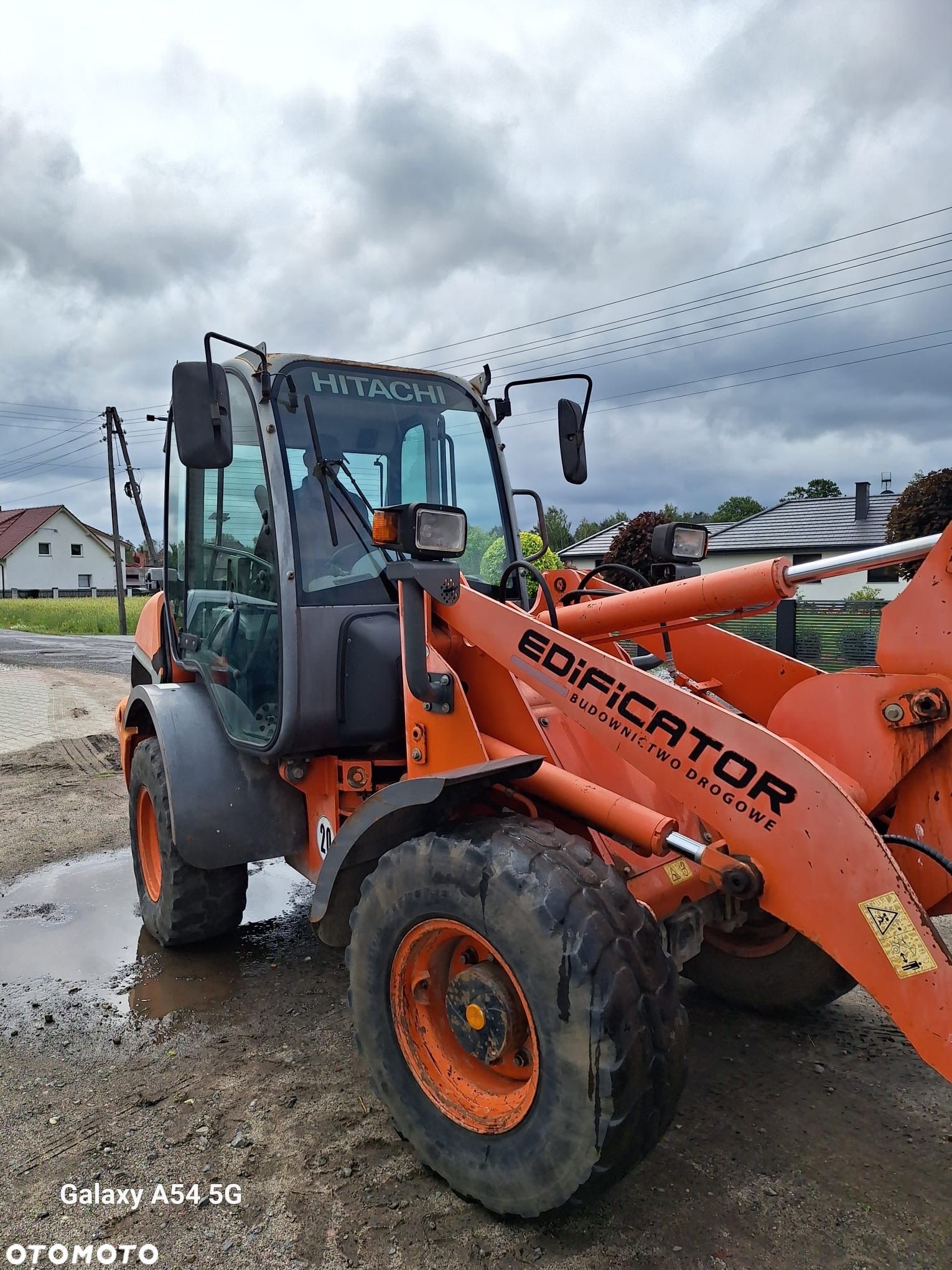 Hitachi ZW75 - 1