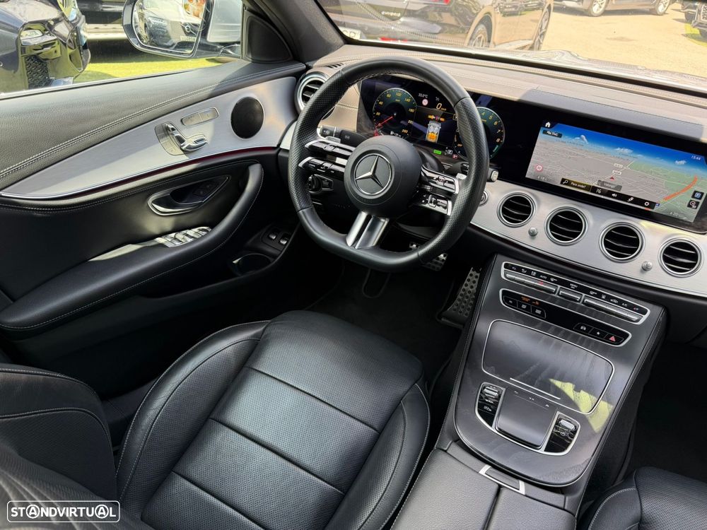 Mercedes-Benz E 300 e AMG Line - 27