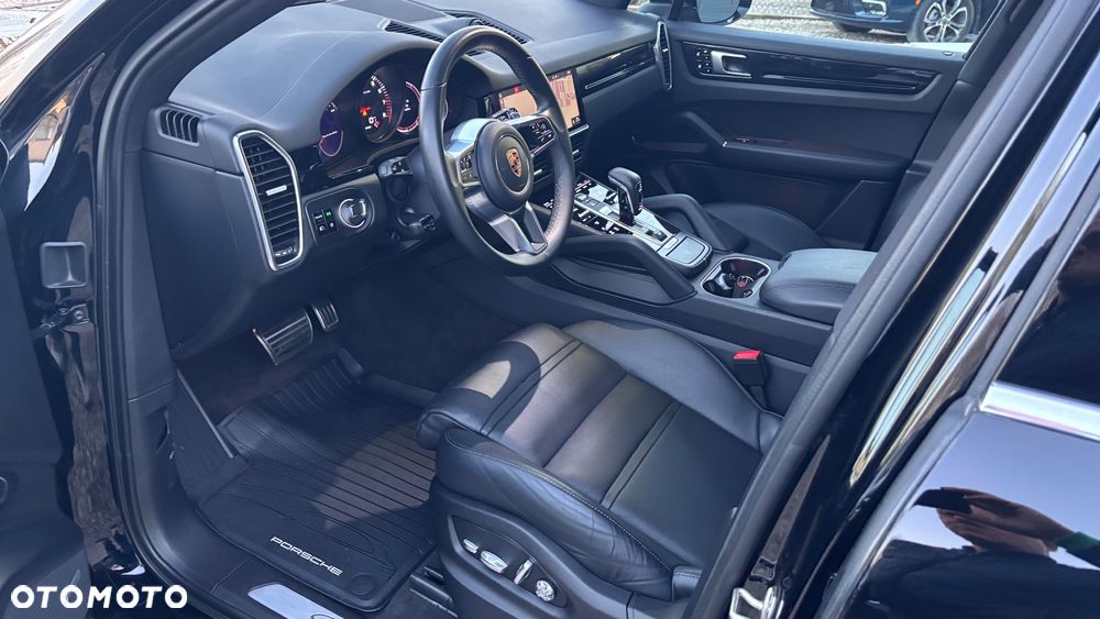 Porsche Cayenne S Platinum Edition - 17