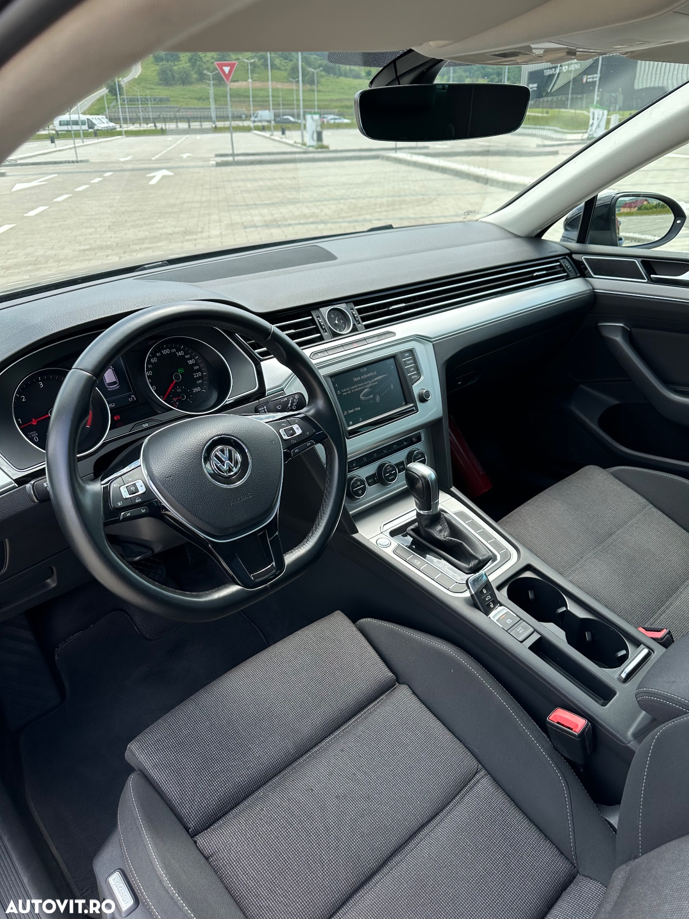 Volkswagen Passat Variant 1.6 TDI SCR DSG Comfortline - 7