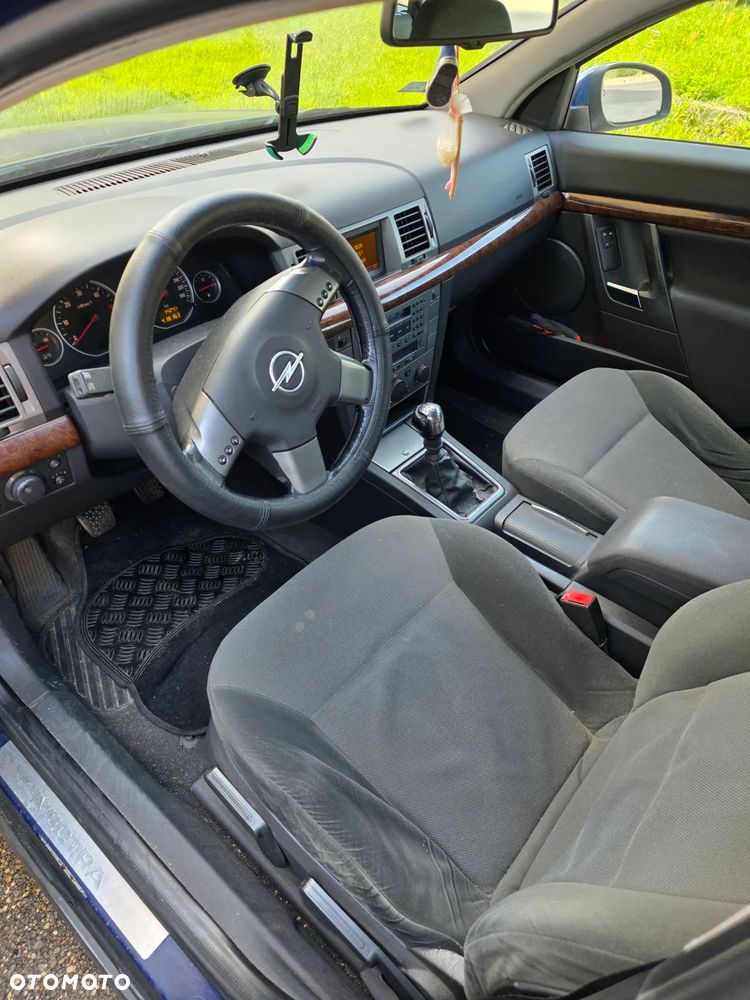 Opel Vectra 2.2 DTI Comfort - 2