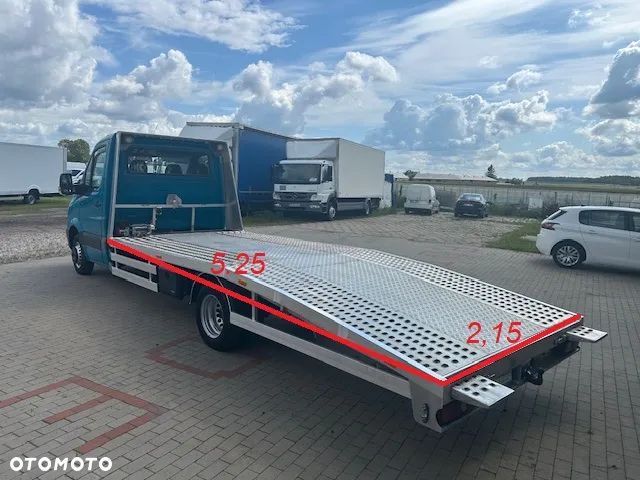 Mercedes-Benz Sprinter 516 - 24