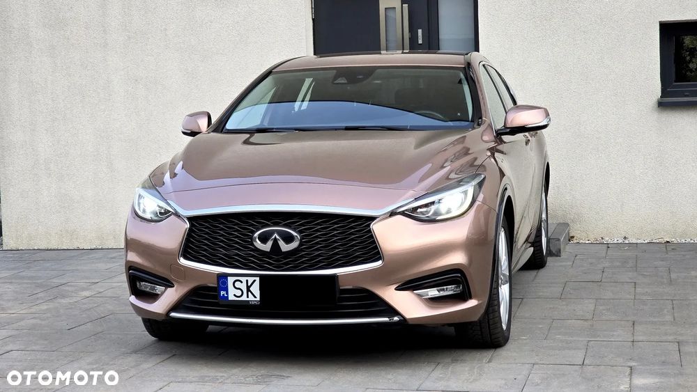 Infiniti Q30 1.6t Business Executive - 7