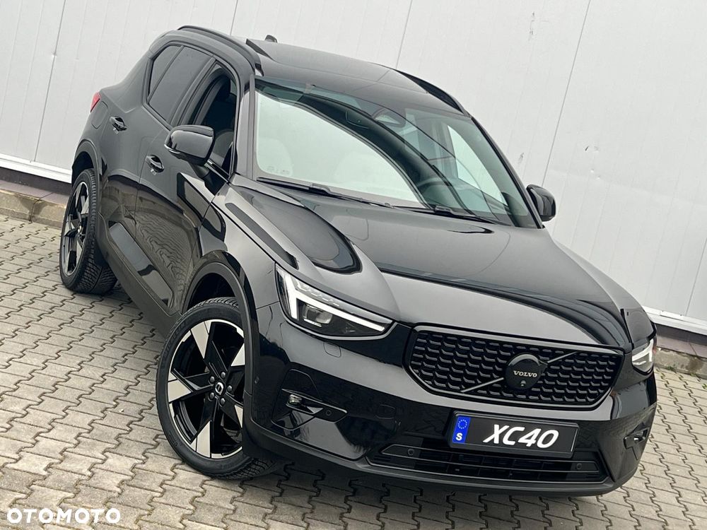 Volvo XC 40 B4 AWD Ultimate Dark - 8