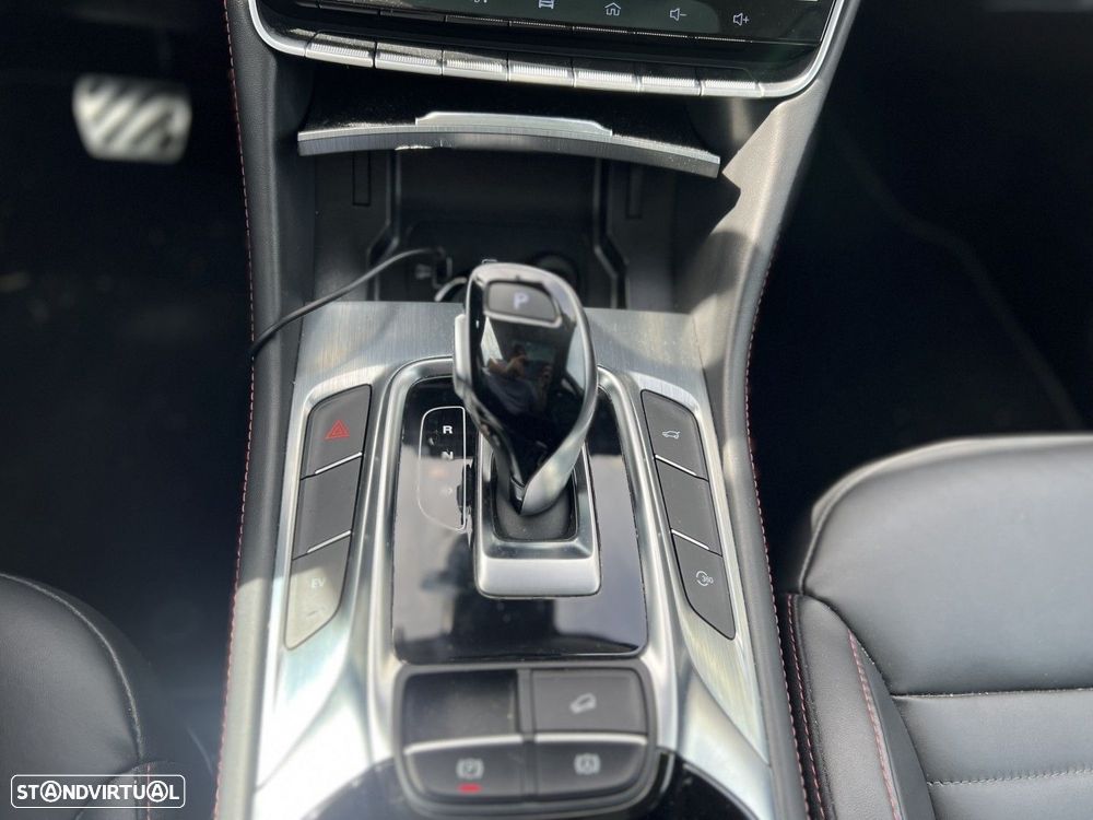 MG EHS 1.5 T-GDI Plug-in Hybrid Luxury - 14