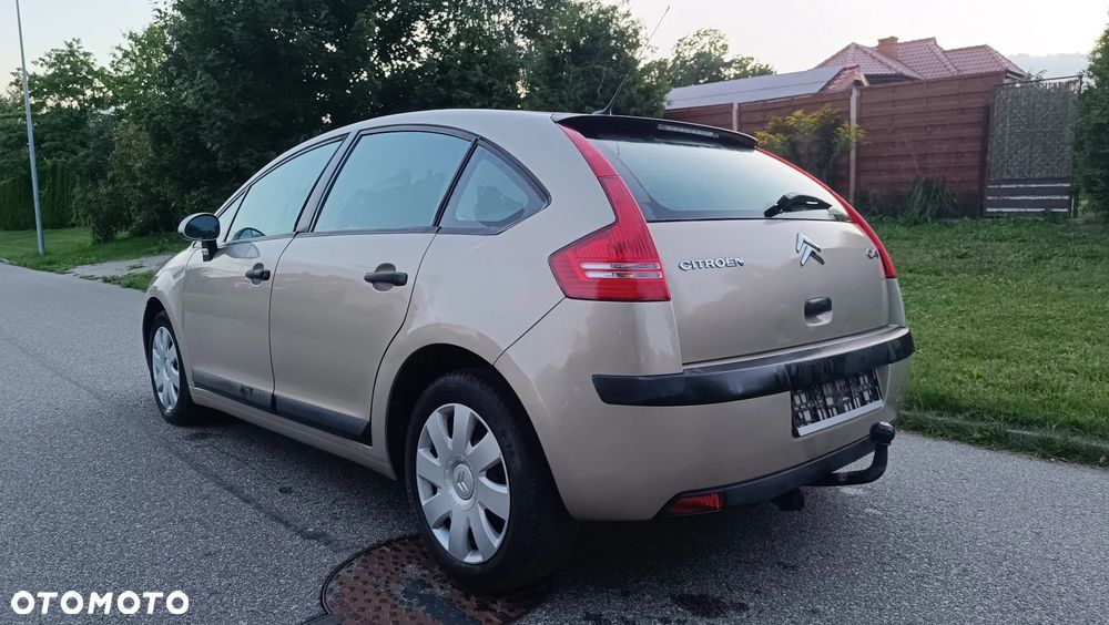 Citroën C4 1.4 16V SX - 5