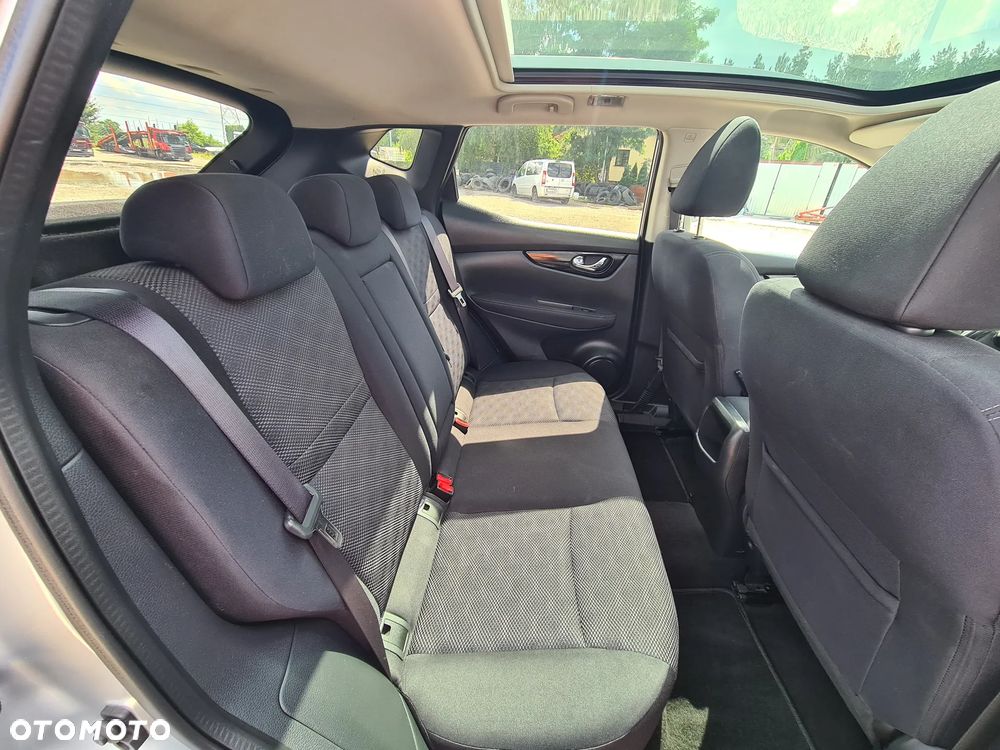 Nissan Qashqai 1.2 DIG-T Xtronic N-Connecta - 31