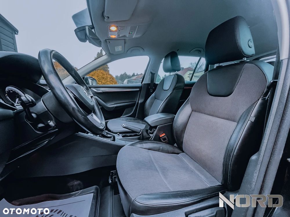 Skoda Octavia 2.0 TDI 4x4 DSG Style - 14