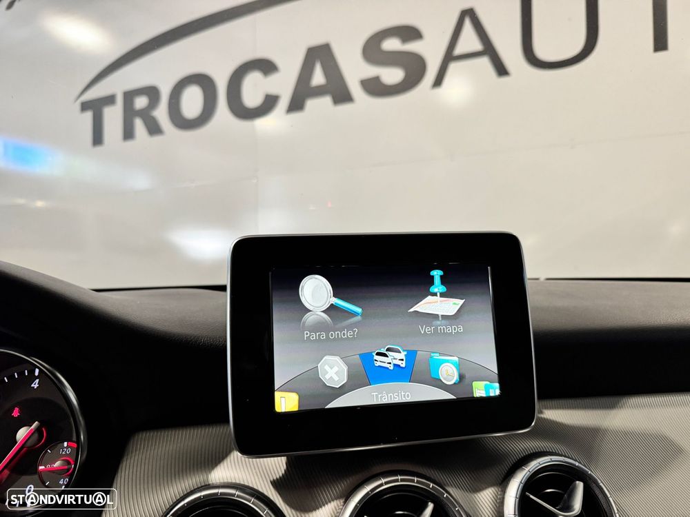 Mercedes-Benz CLA 180 d Shooting Brake Urban - 42