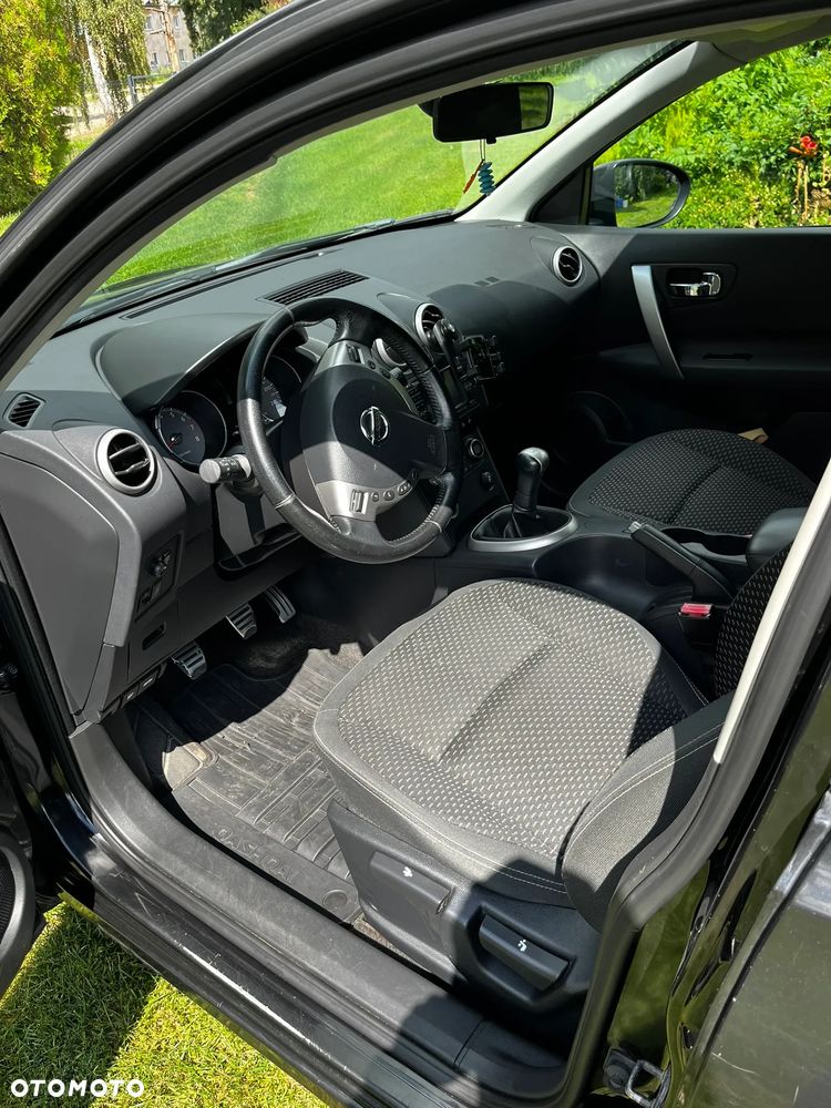 Nissan Qashqai - 11