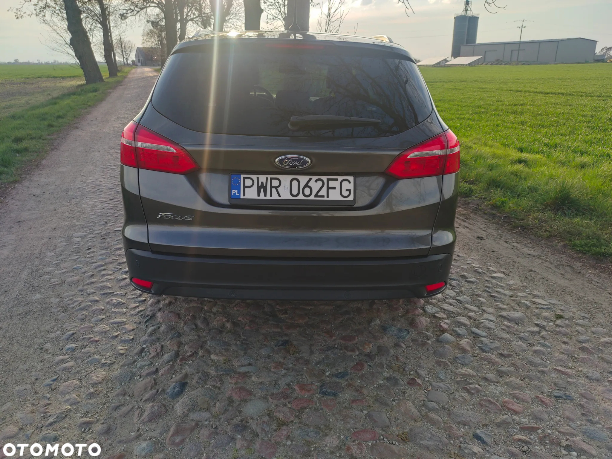 Ford Focus 1.5 EcoBlue Start-Stopp-System TITANIUM DESIGN - 6