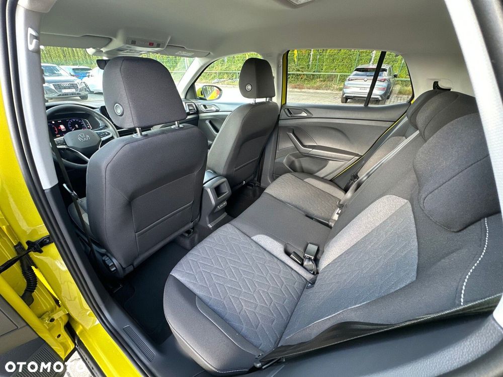 Volkswagen T-Cross - 26