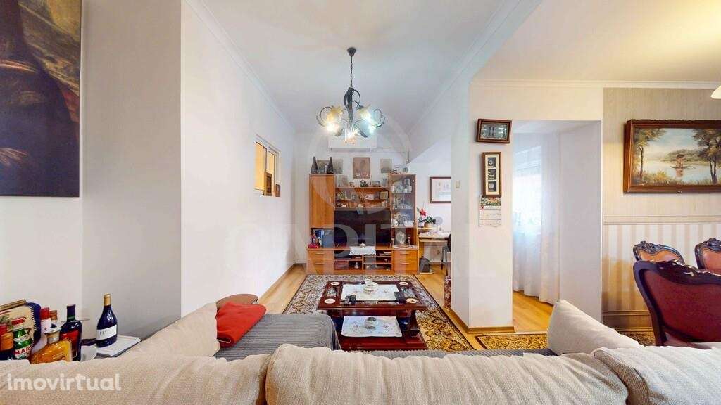 ✨ Apartamento T3 com Logradouro de 75m2 na Amadora – Oportunidade Impe - Grande imagem: 5/29