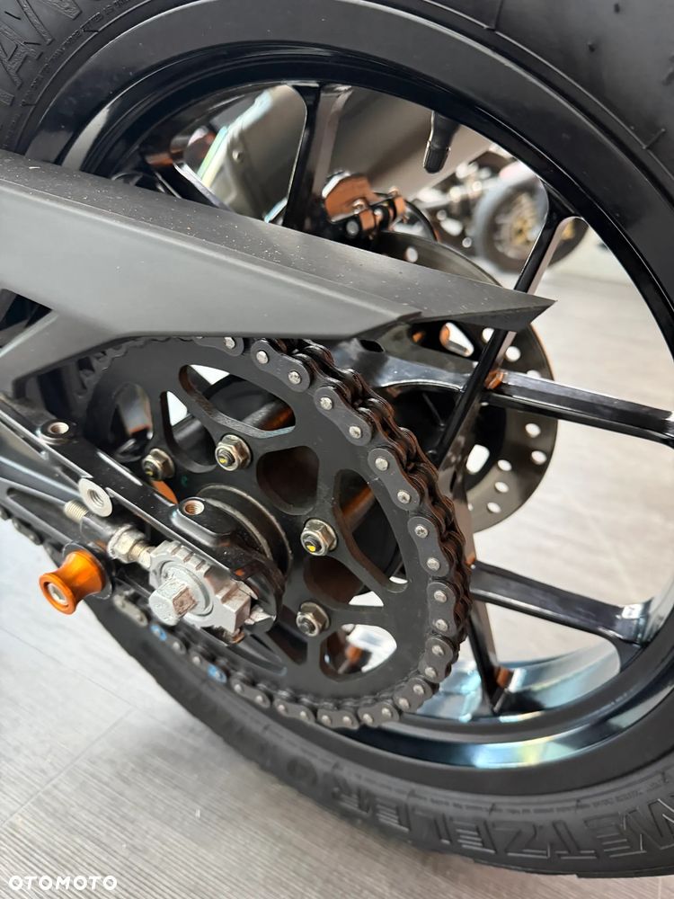 KTM Adventure 390 - 24