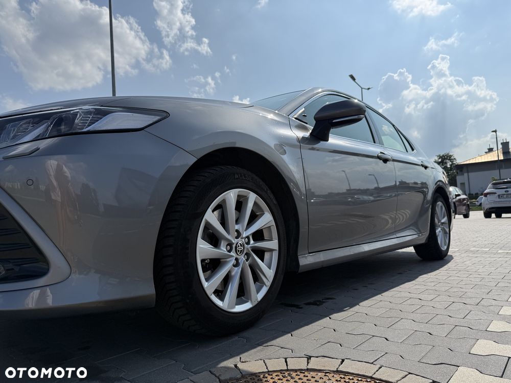 Toyota Camry 2.5 Hybrid Comfort CVT - 8