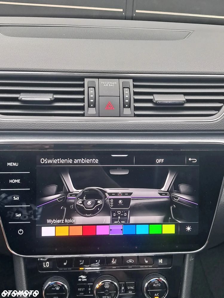 Skoda Superb 2.0 TDI DSG Premium Edition - 22