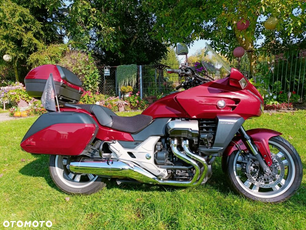 Honda CTX - 4
