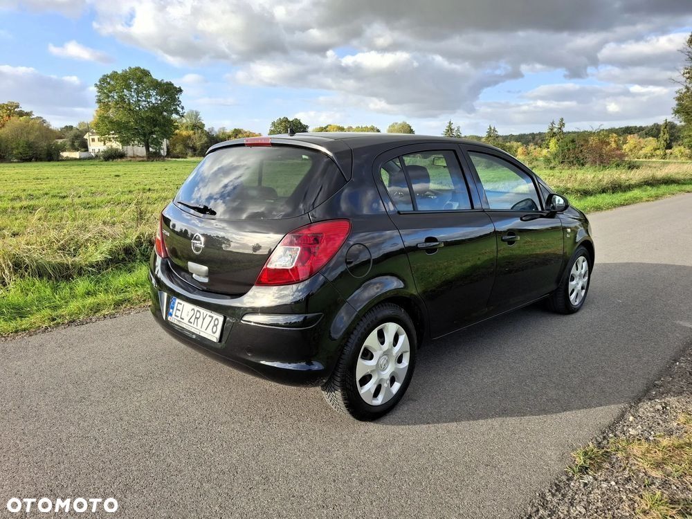 Opel Corsa 1.4 16V 150 Jahre - 5