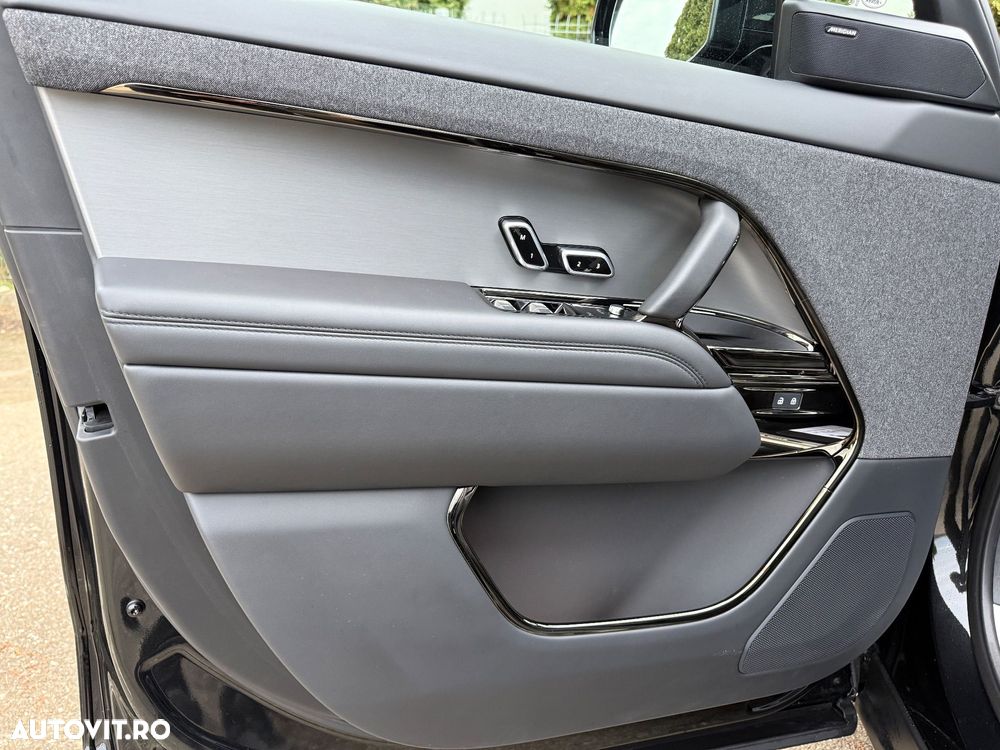 Land Rover Range Rover Sport 3.0 I6 D300 MHEV HSE Dynamic - 24