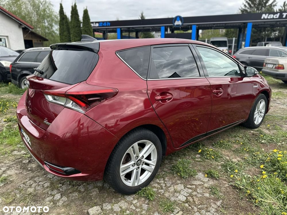 Toyota Auris - 4