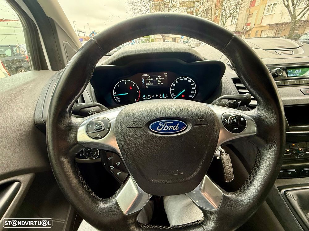 Ford Trânsito Connect - 12