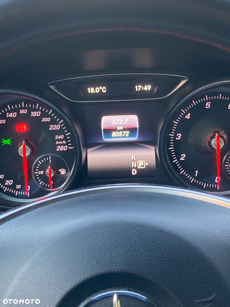 Mercedes-Benz GLA 220 4-Matic - 10