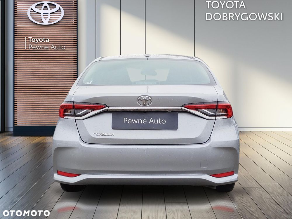 Toyota Corolla - 4