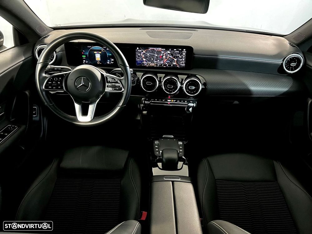 Mercedes-Benz CLA 250 e Shooting Brake Style Plus - 2