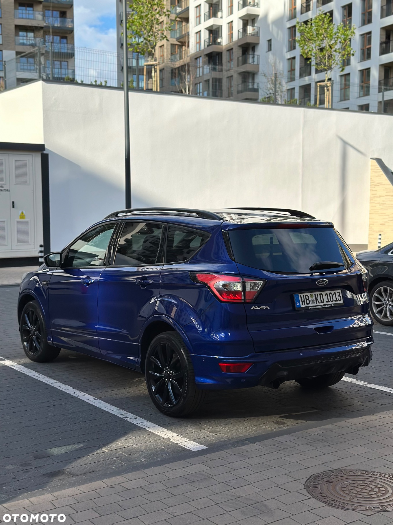 Ford Kuga 1.5 EcoBoost 2x4 ST-Line - 4