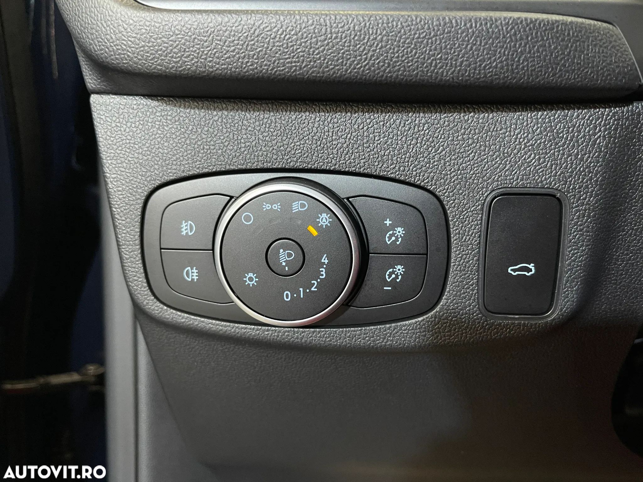 Ford Focus 1.0 EcoBoost Trend Edition - 17