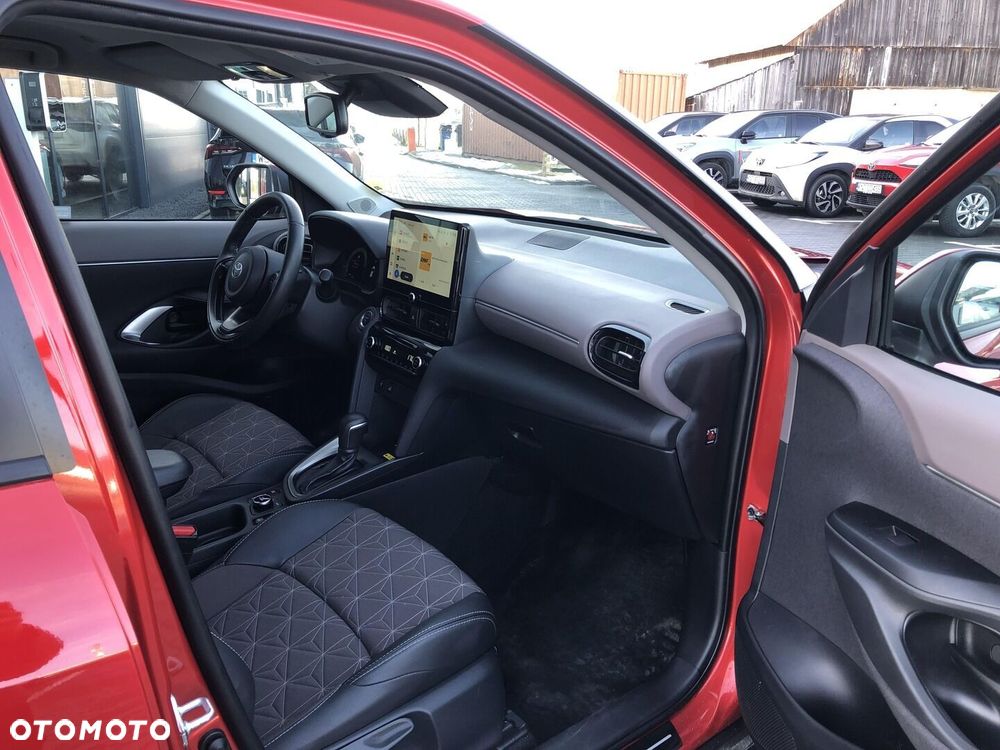 Toyota Yaris Cross - 21