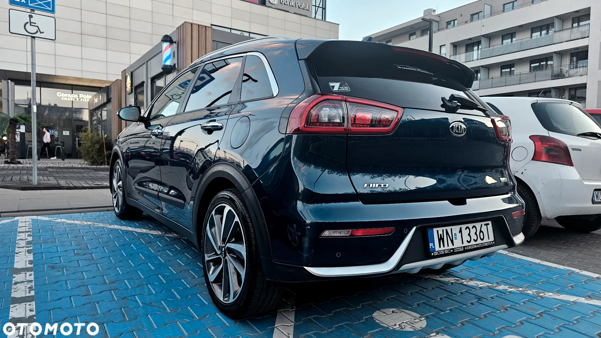 Kia Niro - 40