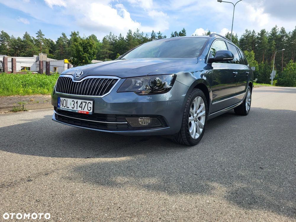 Skoda Superb 2.0 TDI DSG Active - 9