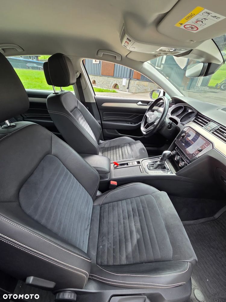 Volkswagen Passat - 10