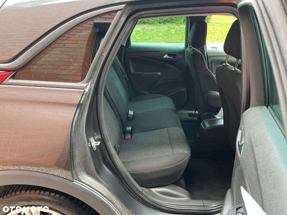 Opel Crossland X - 19