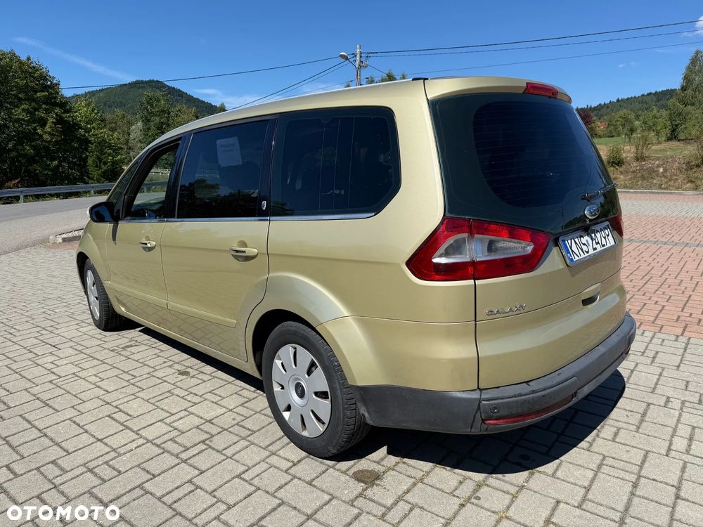 Ford Galaxy 2.0 TDCi Ghia - 7