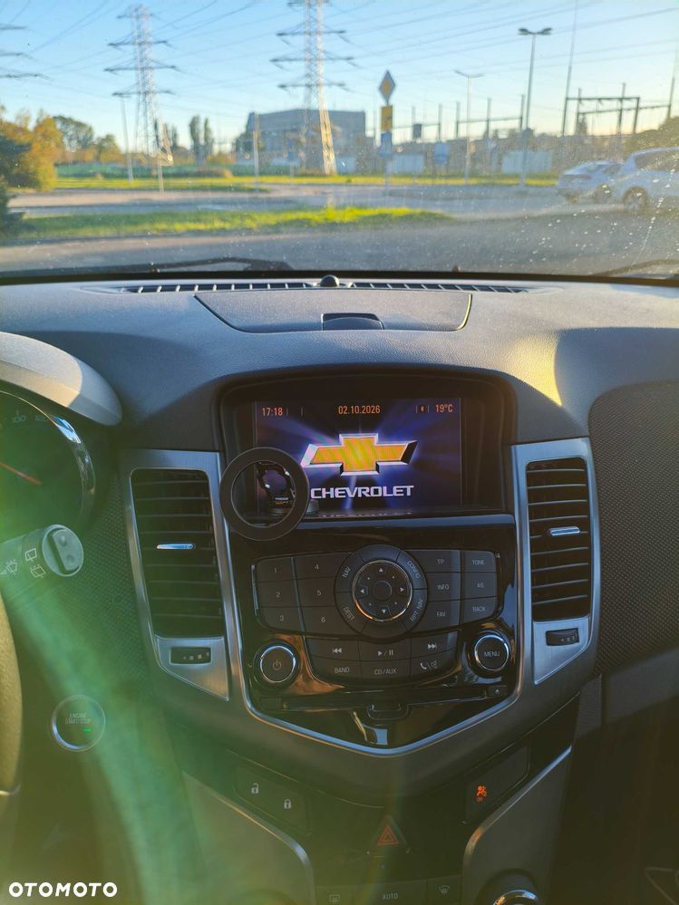 Chevrolet Cruze - 9