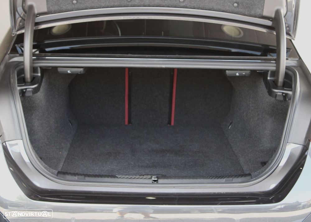 BMW i5 eDrive40 Pack Desportivo M - 15