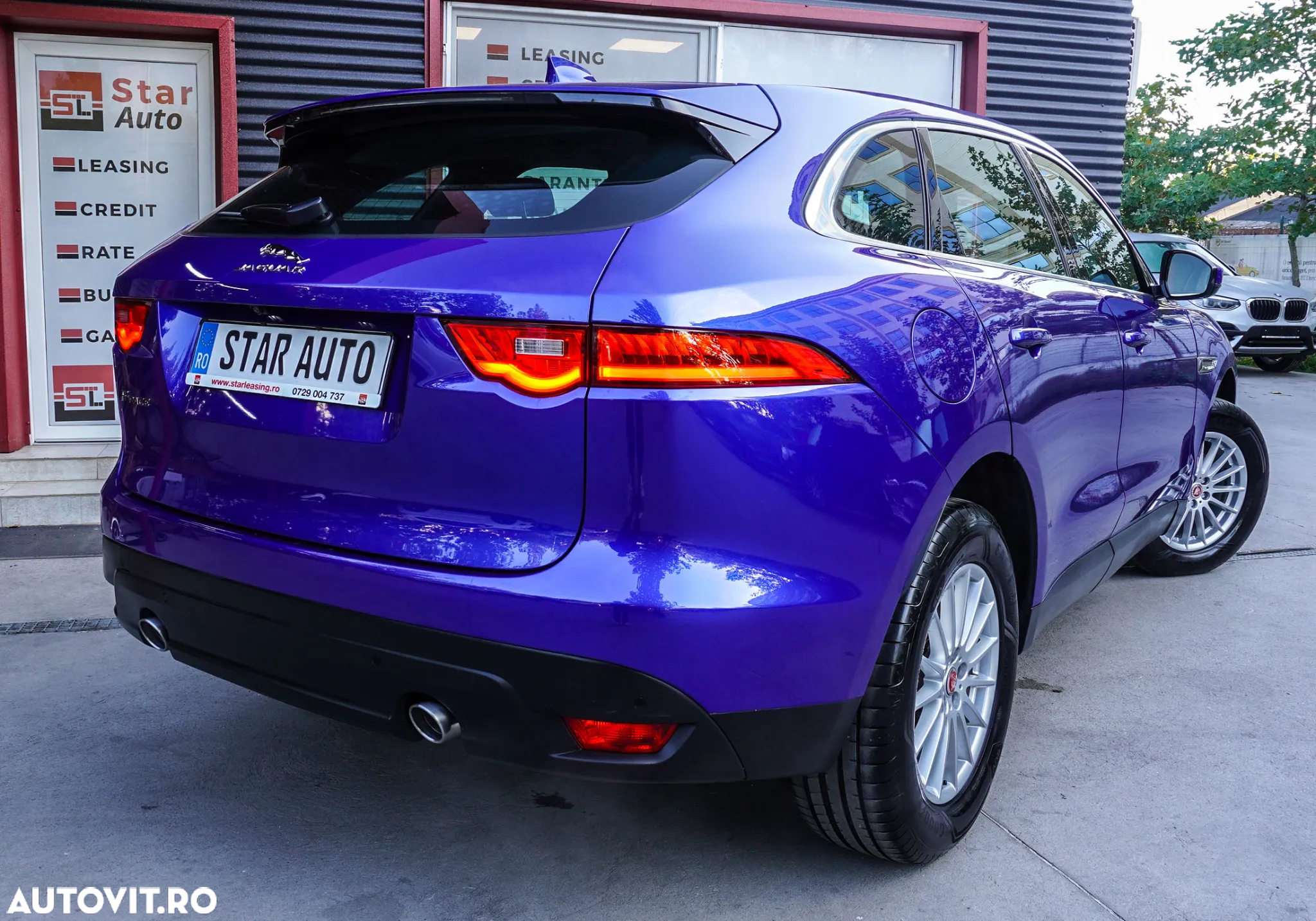 Jaguar F-Pace 25d AWD Pure - 7