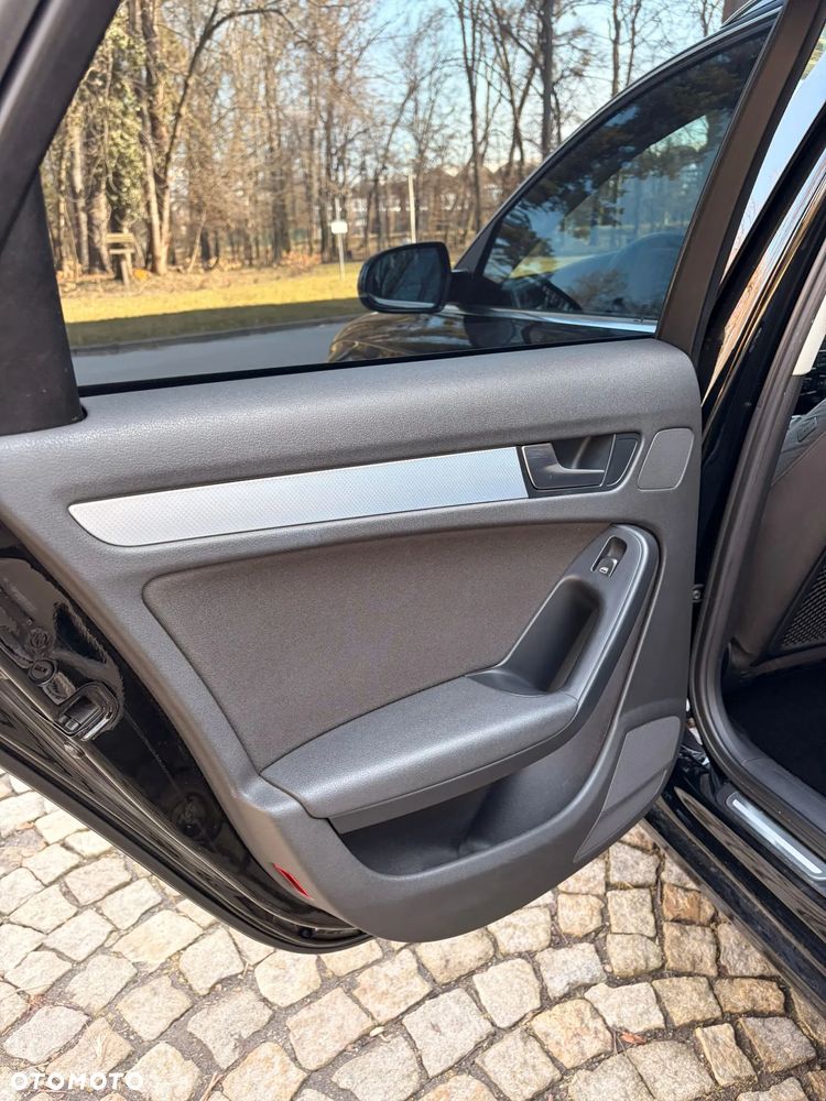 Audi A4 Avant - 23