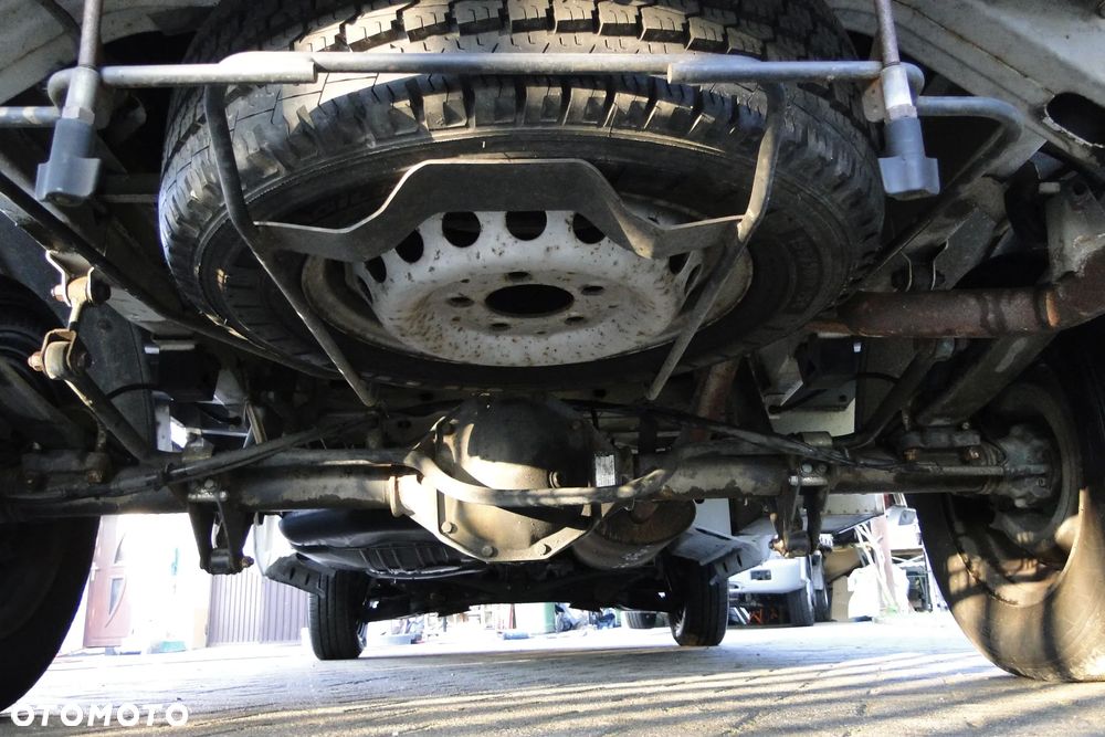 Mercedes-Benz Sprinter - 20