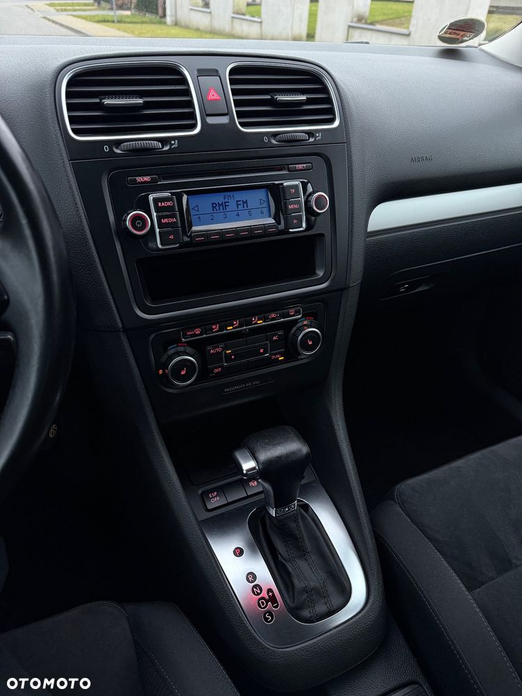 Volkswagen Golf 1.4 TSI DSG Trendline - 21