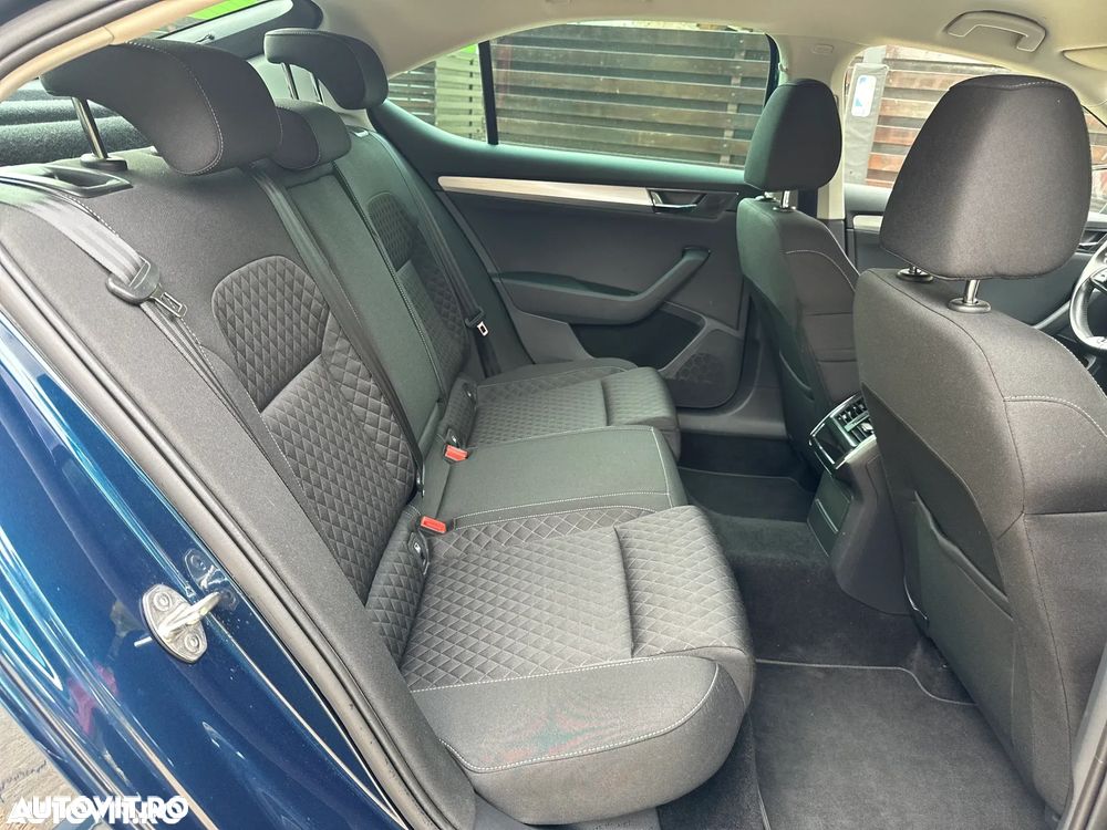 Skoda Superb 2.0 TDI DSG Premium Edition - 7