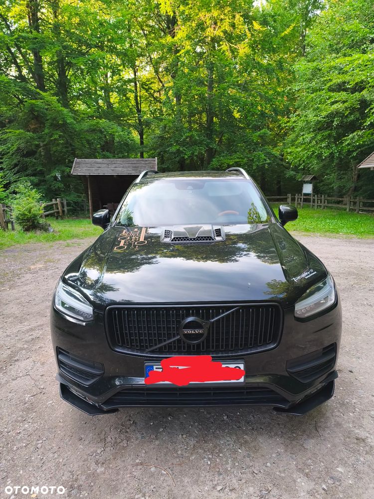Volvo XC 90 - 1