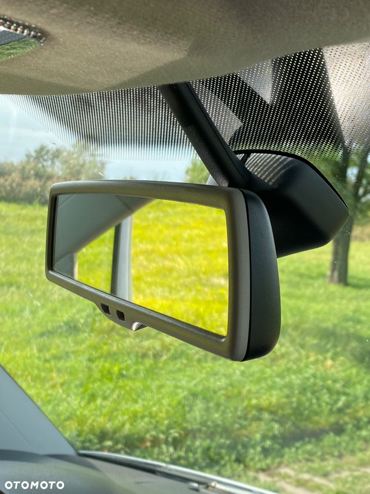 Volkswagen Transporter - 11