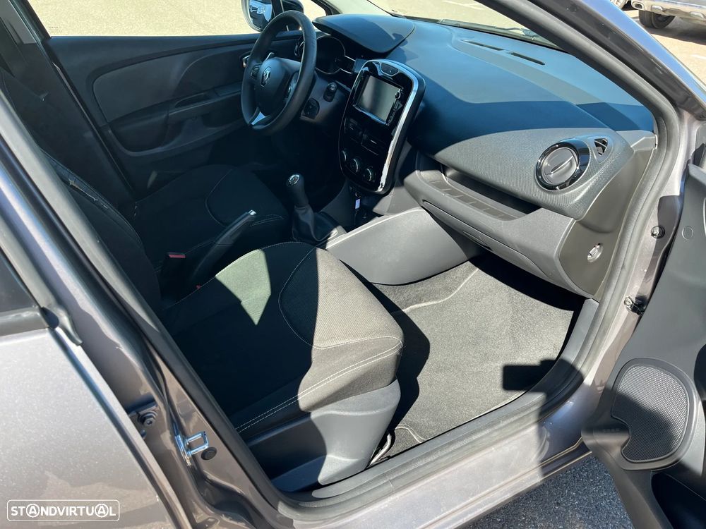 Renault Clio Sport Tourer 1.5 dCi Dynamique S - 16