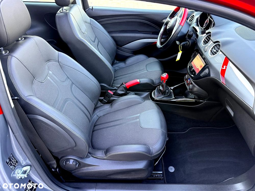 Opel Adam 1.4 Turbo Rocks S - 33